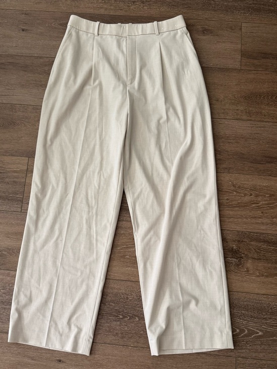 Uniqlo Pants - Uniqlo Light Cream Trousers